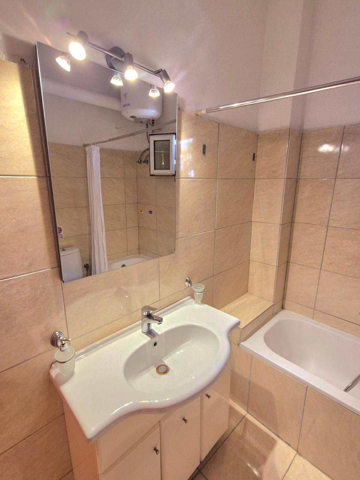 J&B Countryside Life Apartment Agios Matthaios  Ngoại thất bức ảnh