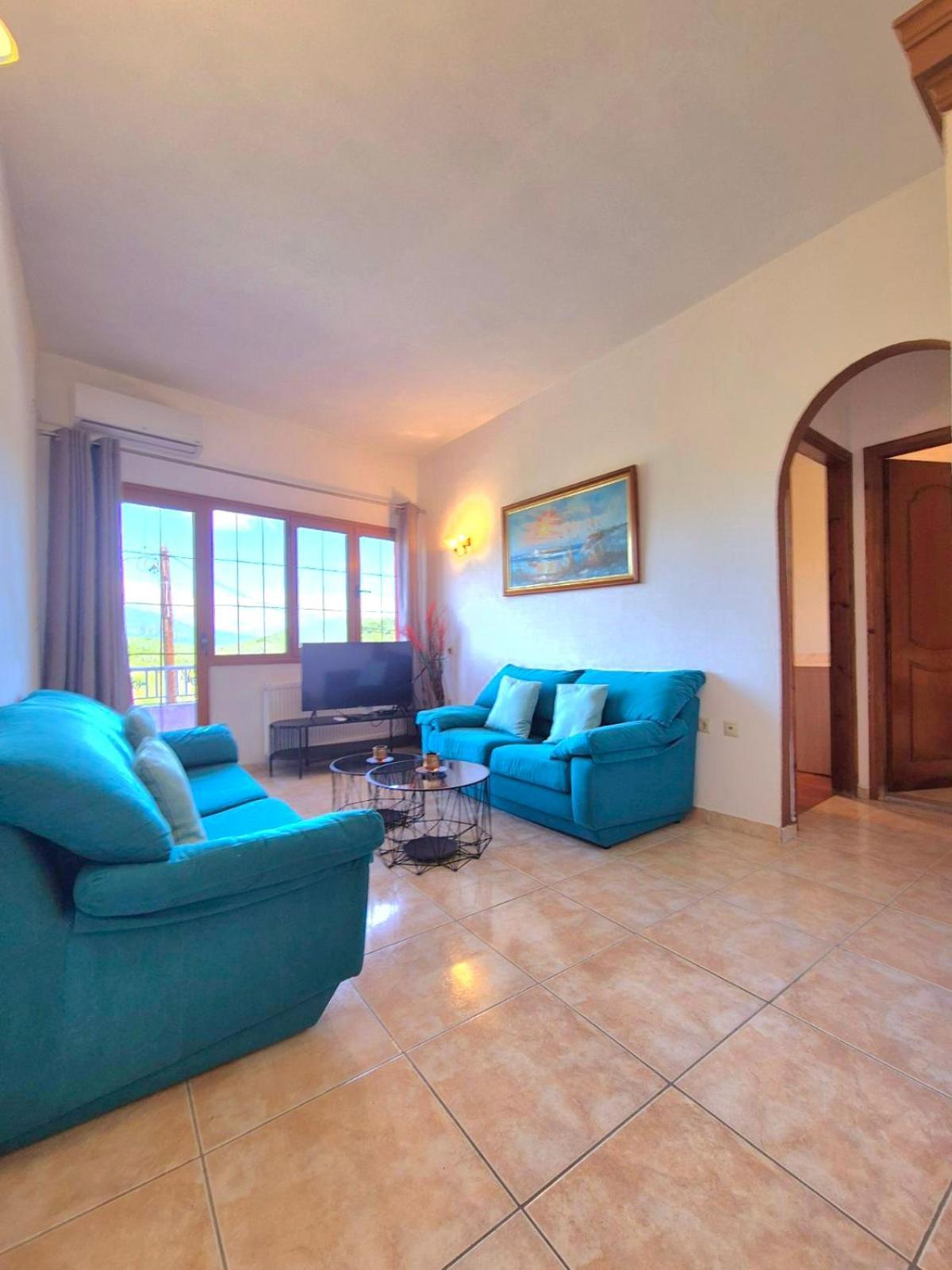 J&B Countryside Life Apartment Agios Matthaios  Ngoại thất bức ảnh